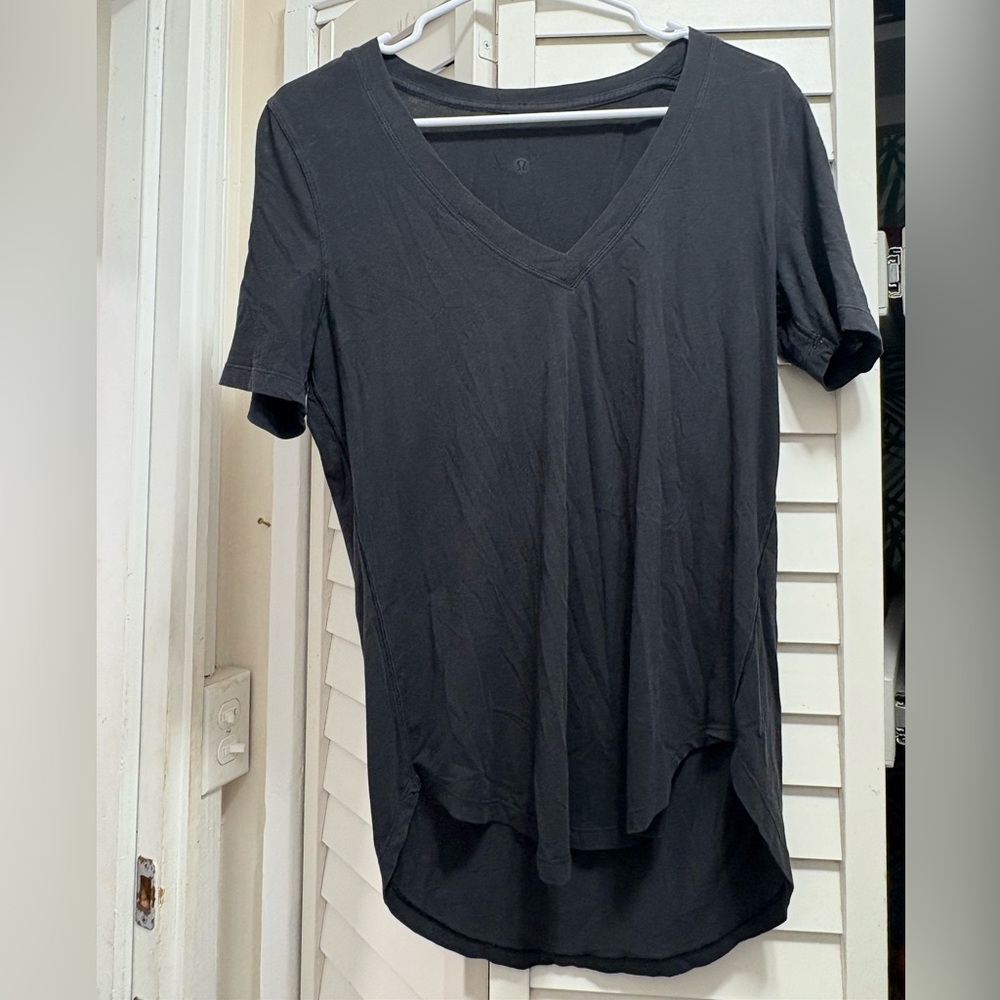 lululemon athletica Black Short Sleeve Tee